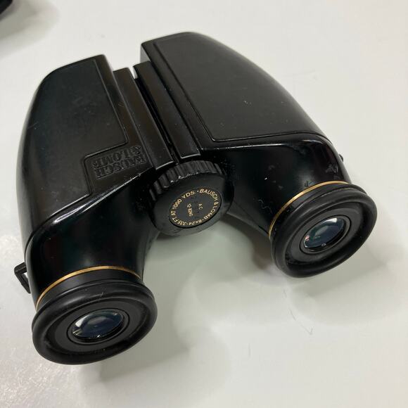 Bausch & Lomb Binoculars AD 12-8240 8X24 335 FT @ 1000 YARDS w/Bushnell Case - Picture 4 of 6